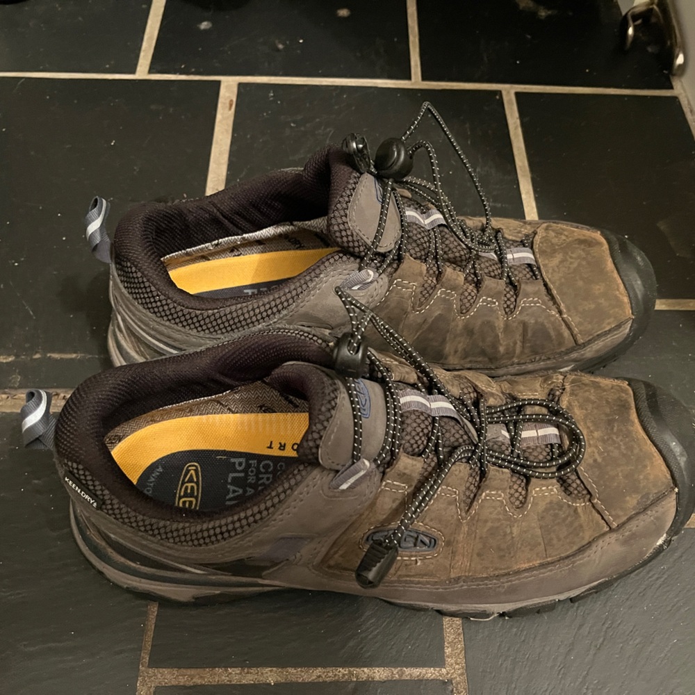 Keen US Men’s 12 hiking / athletic shoes